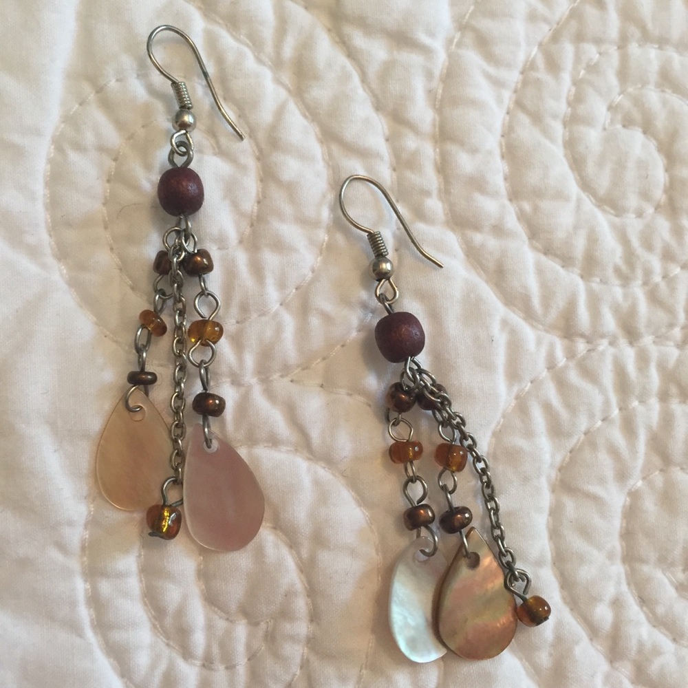 Shell earrings